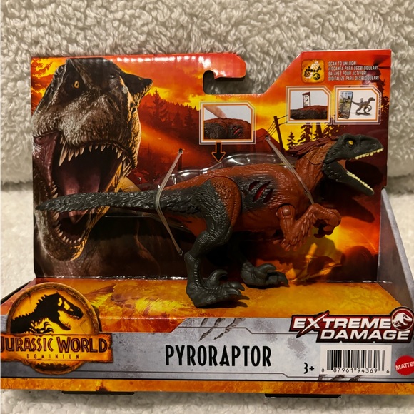 Mattel Toys Jurassic World Dominion Extreme Damage Pyroraptor